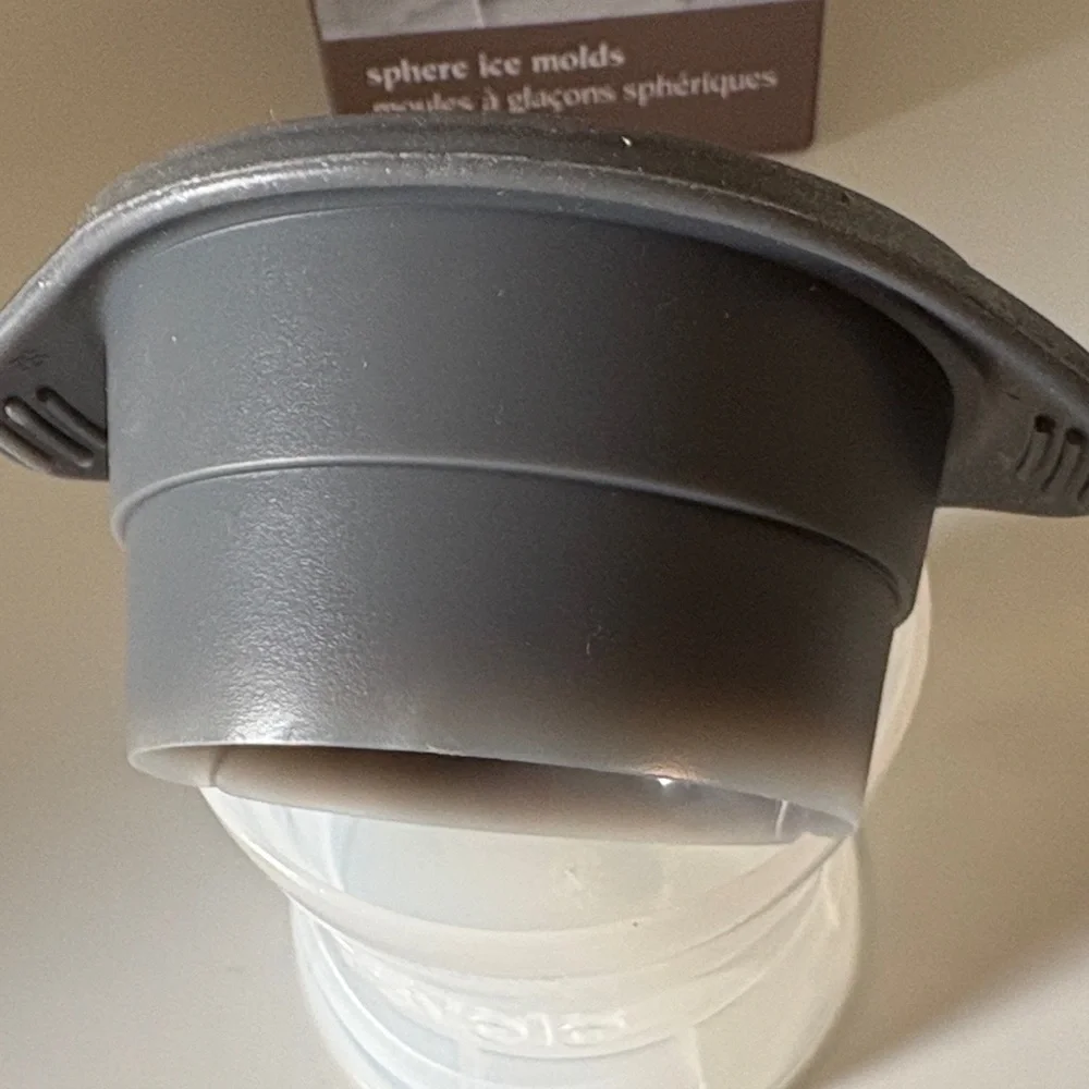 Pier one Tovolo Ice Mold Set in Gray and Clear